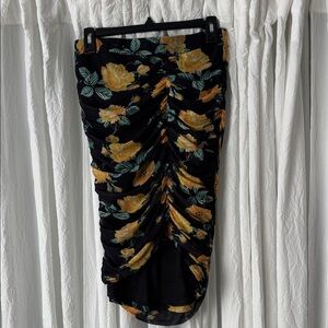 VENUS Black Ruched Midi Skirt with Yellow Rose Print